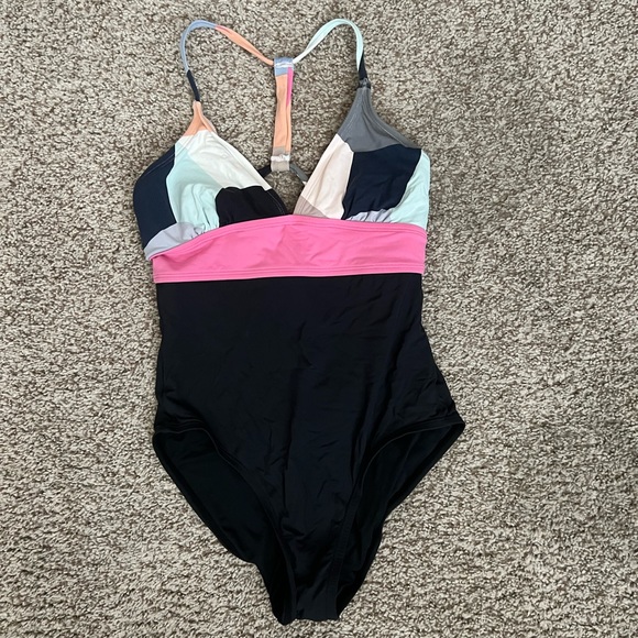 Carve Designs Dahlia One-Peice Swimsuit, size small - Picture 1 of 3